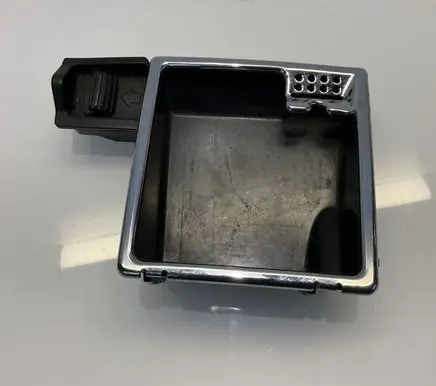 Mercedes-Benz E W211 Car ashtray A2118100428 2118100428