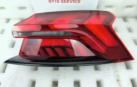 Audi e-tron Rear/tail lights 4J3945092