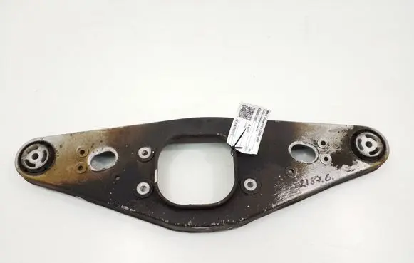 Mercedes-Benz E W211 Rear differential/diff mount bracket A2303521806