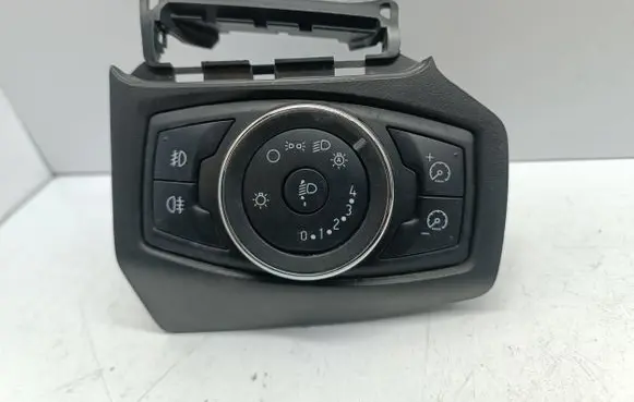 Ford Focus Light switch BM5T13A024CC 10093008 A12436276