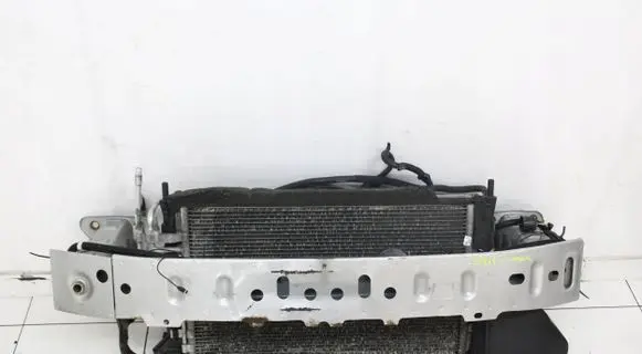 Ford C-MAX I Front piece kit 