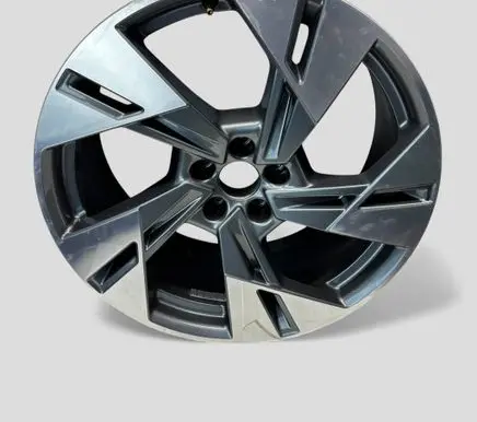 Audi e-tron R20 alloy rim 4KE601025T 4KE601025AP