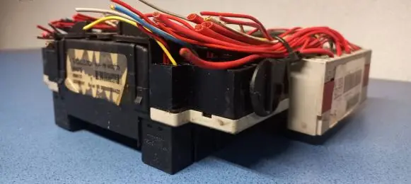 Volvo V70 Fuse module 9452772