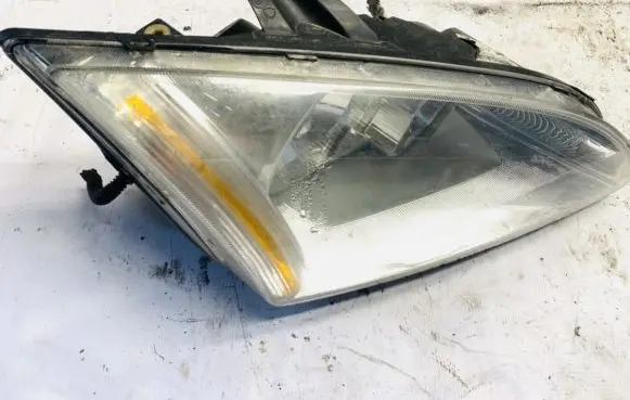Ford Focus Headlight/headlamp 4m5113w029af 4m51-13w029-af