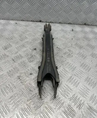 Mercedes-Benz C W204 Rear control arm A2043521488