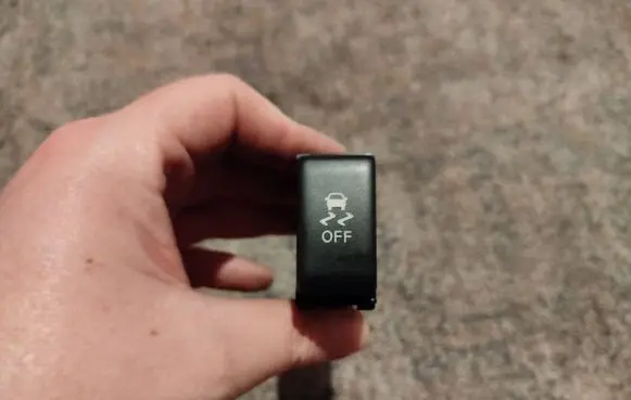 Nissan Qashqai Traction control (ASR) switch 3420K1