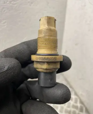 Chrysler Voyager Speed sensor (speedometer sensor) 04800878