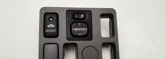 Toyota Hilux (AN10, AN20, AN30) Other switches/knobs/shifts 554460K010