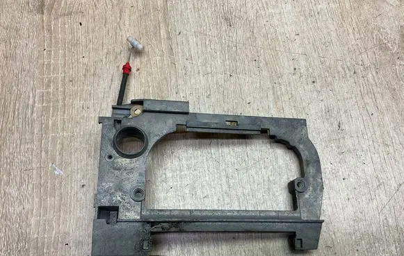 BMW 5 E39 Front door exterior handle/bracket 