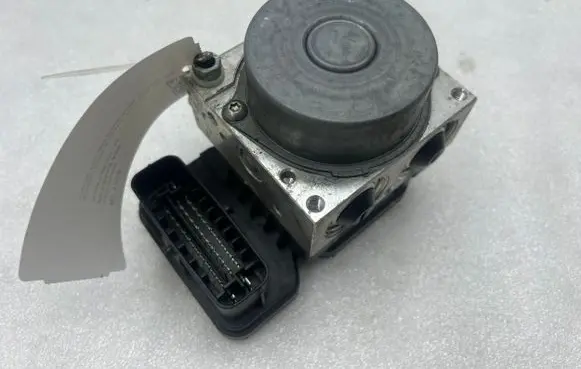 Toyota C-HR I ABS Pump 4451047070