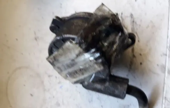 Mercedes-Benz C W203 Vacuum pump A6112300065