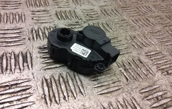 Nissan Juke II F16 Intake manifold valve actuator/motor 