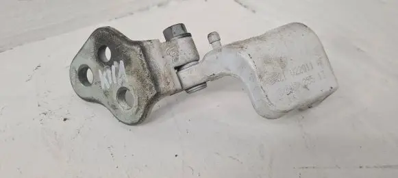 Ford Transit Custom Front door lower hinge 