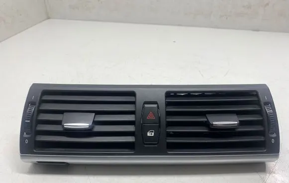 BMW X5 E70 Dash center air vent grill 9210705