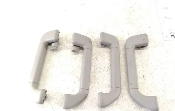 Volkswagen Touareg I A set of handles for the ceiling 7L0857608A