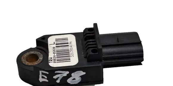 Toyota Avensis T250 Airbag deployment crash/impact sensor 8983405020