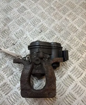Nissan Qashqai Rear brake caliper 