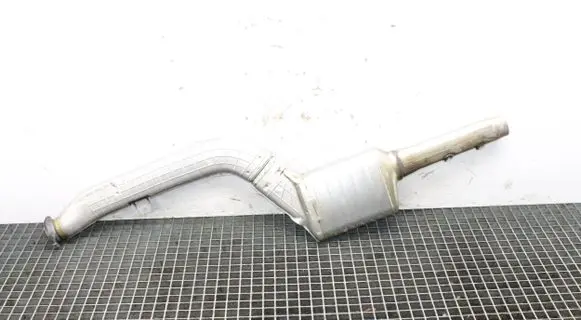 BMW 6 G32 Gran Turismo Front muffler/silencer 8598399
