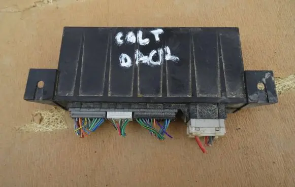 Mitsubishi Colt Other control units/modules CCC1107598 0280124 20070822