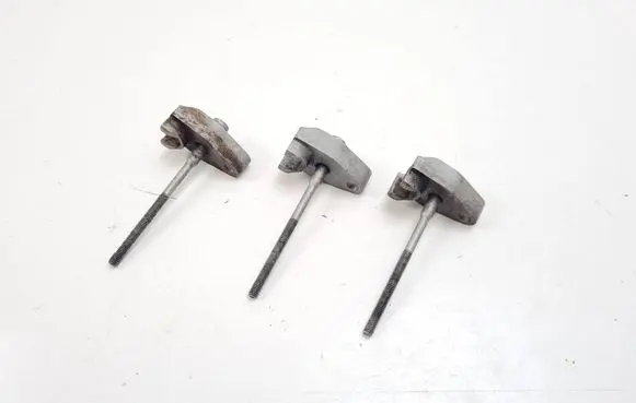 Volkswagen Polo IV 9N3 Fuel Injector clamp holder 03P216 EHHV240