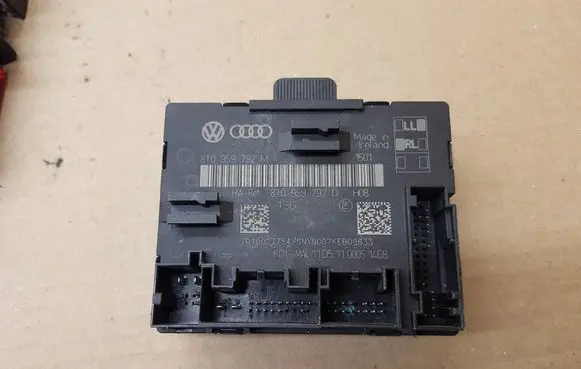 Audi A5 8T 8F Door control unit/module 8T0959792D 8T0959792M