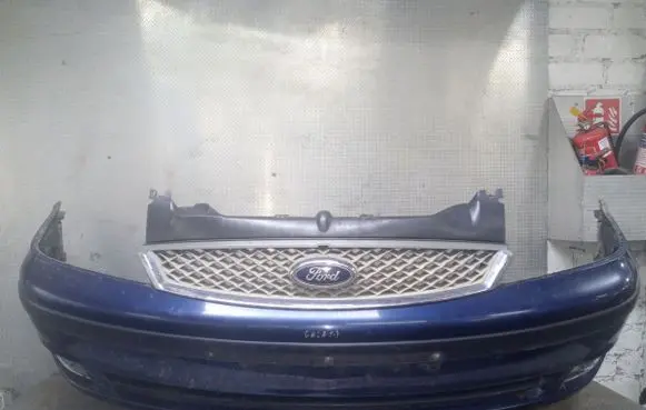 Ford Galaxy Front bumper