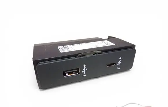 Audi Q3 F3 USB socket connector 83A035736