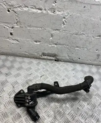 Audi A6 S6 C6 4F Engine coolant pipe/hose 03L121065K
