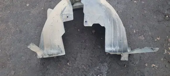 BMW X3 E83 Front wheel arch liner splash guards 51713420431