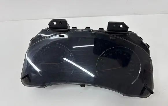 Speedometer (instrument cluster)