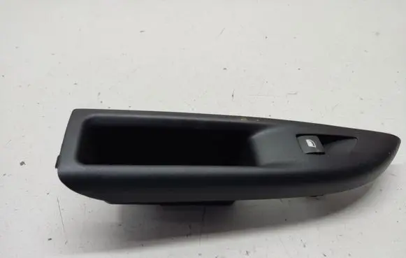 Opel Mokka B Electric window control switch 9804480320 9835154080