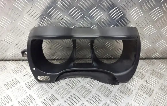 Mitsubishi Outlander Steering wheel column trim MR975123