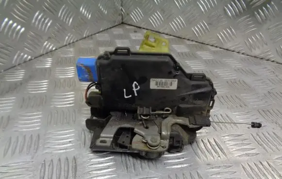 Seat Ibiza III (6L) Front door lock 3B1837015AQ