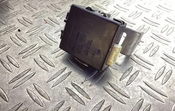 Lexus NX Door central lock control unit/module 8597042060 0515004520