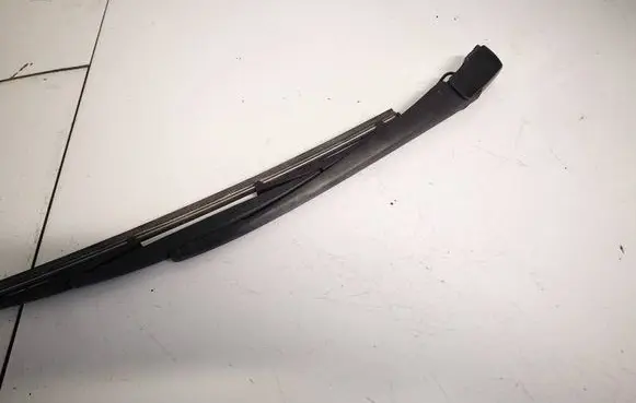 Nissan Murano Z50 Rear wiper blade arm 