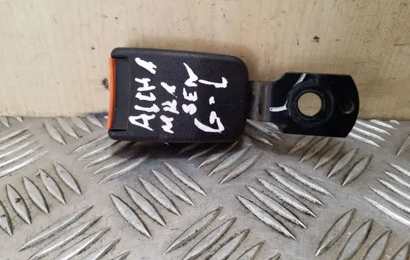Seat Alhambra (Mk1) Rear seatbelt buckle