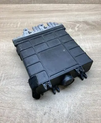 Volkswagen PASSAT B4 Engine control unit/module ECU 028906021AK 0281001312