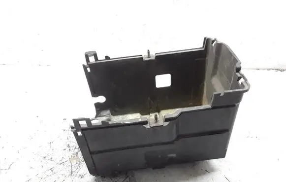 Battery tray