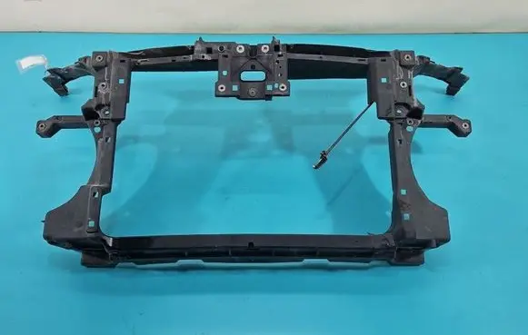 Volkswagen PASSAT B7 Radiator support slam panel 3C0805355 IMPRK1516124