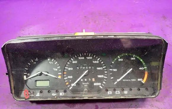 Volkswagen Transporter - Caravelle T4 Speedometer (instrument cluster) 