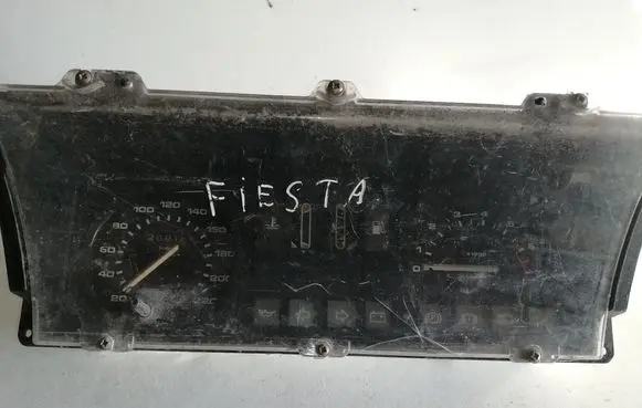 Ford Fiesta Speedometer (instrument cluster) 84FB10841CC