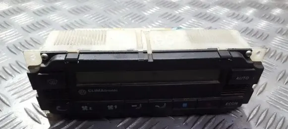 Volkswagen PASSAT B5 Climate control unit 3B1907044A 5HB007617-02