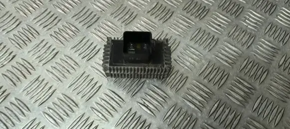 Opel Zafira A Glow plug pre-heat relay 09132591 51299008