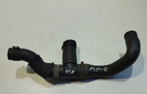 Mercedes-Benz C W203 Engine coolant pipe/hose