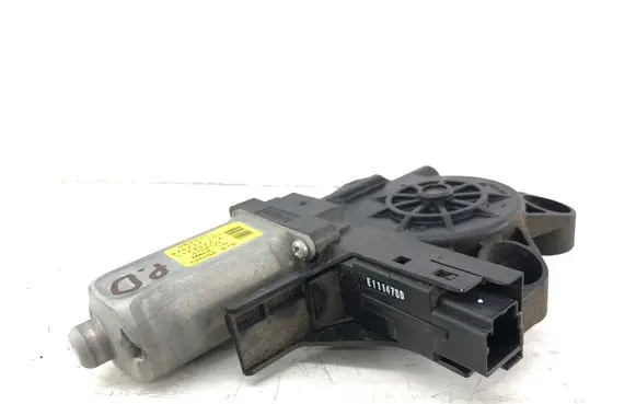 Volvo XC70 Front door window regulator motor 970714101 970714