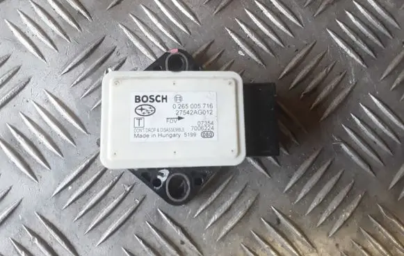 Subaru Legacy ESP acceleration yaw rate sensor 0265005716 27542AG012 1275100464