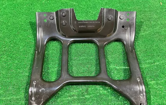 Mercedes-Benz Vito Viano W447 Radiator support slam panel bracket A4478801003