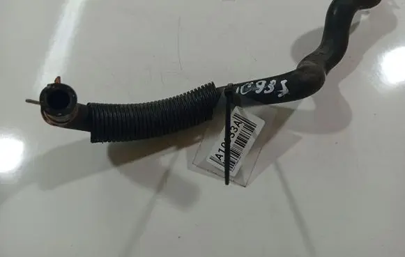 Nissan Primera Engine coolant pipe/hose 