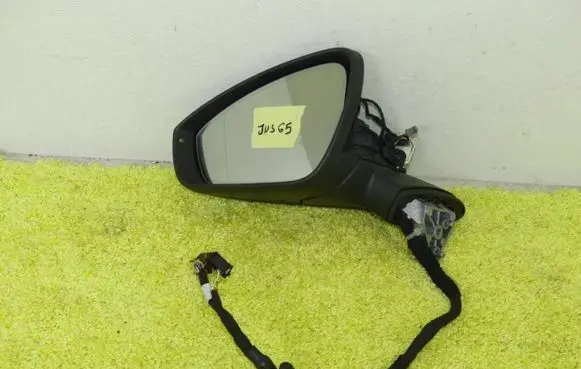 Volkswagen Tiguan Front door electric wing mirror 57186751BH