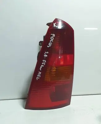 Ford Focus Rear/tail lights XS4X13N004EC